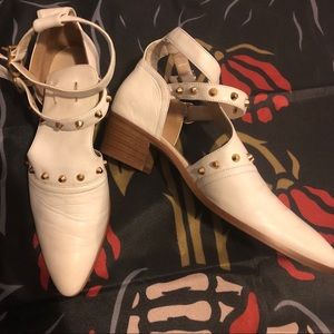 Modern Vice leather cutout shoes